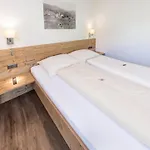 Alpin Apartament *
